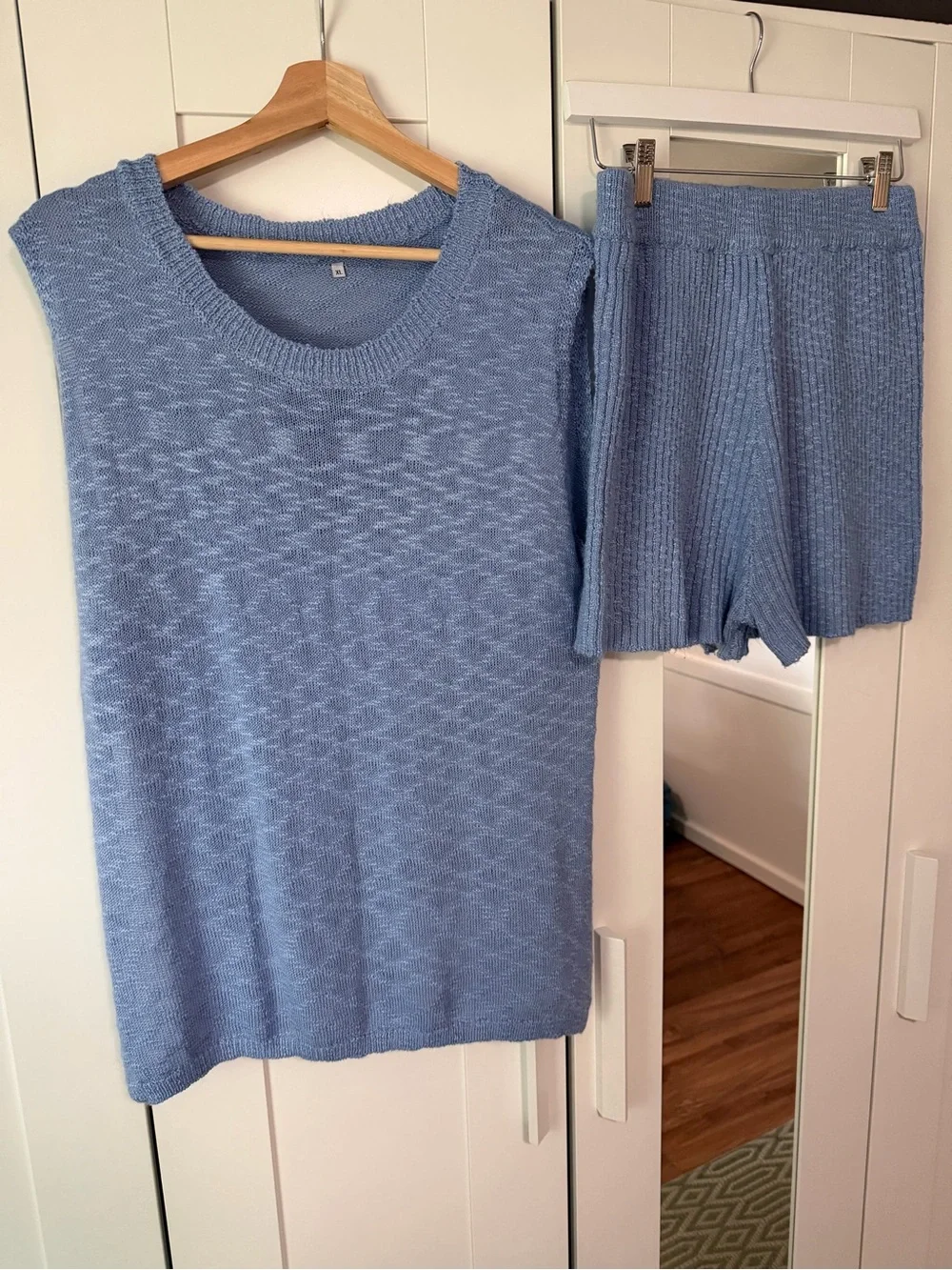 Women's Knit Lounge Set - Blue Sleeveless with Side Slits, Top & Shorts